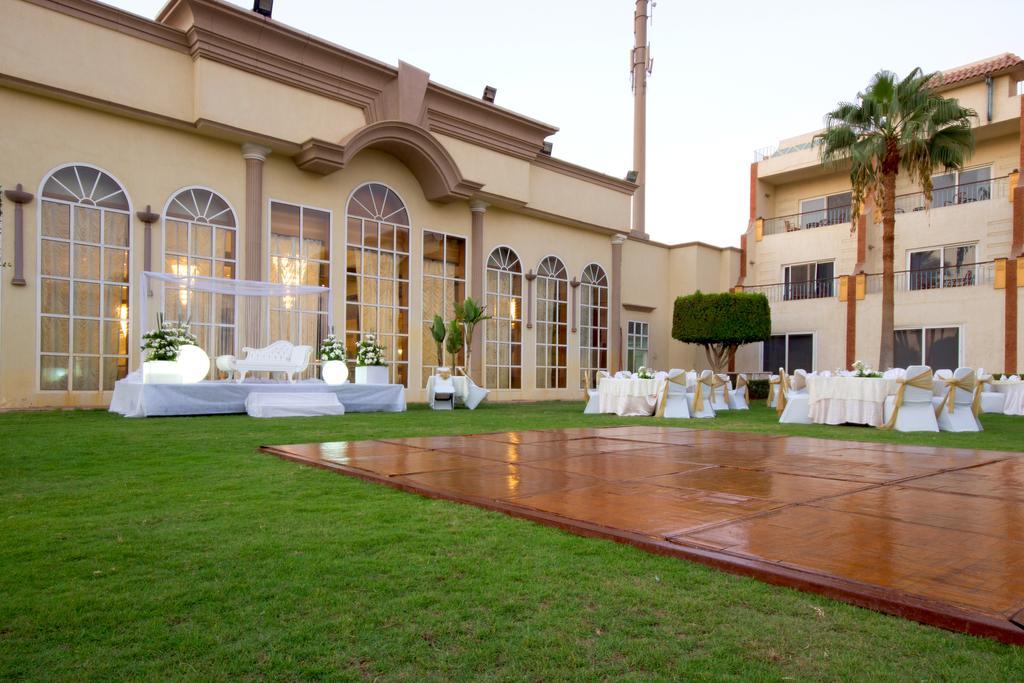Kafret el-Gabal Cataract Pyramids Resort מראה חיצוני תמונה
