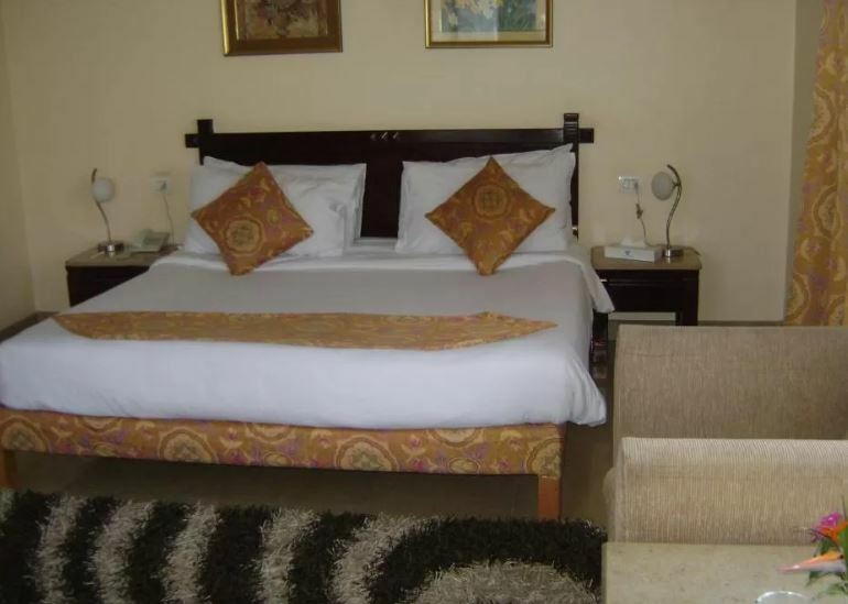 Kafret el-Gabal Cataract Pyramids Resort מראה חיצוני תמונה