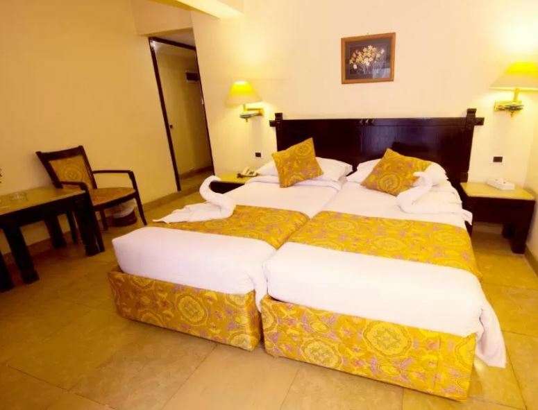Kafret el-Gabal Cataract Pyramids Resort מראה חיצוני תמונה
